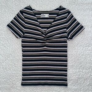 HOLLISTER baby tee stretchy v neck short sleeve navy stripes ruched bust line XS